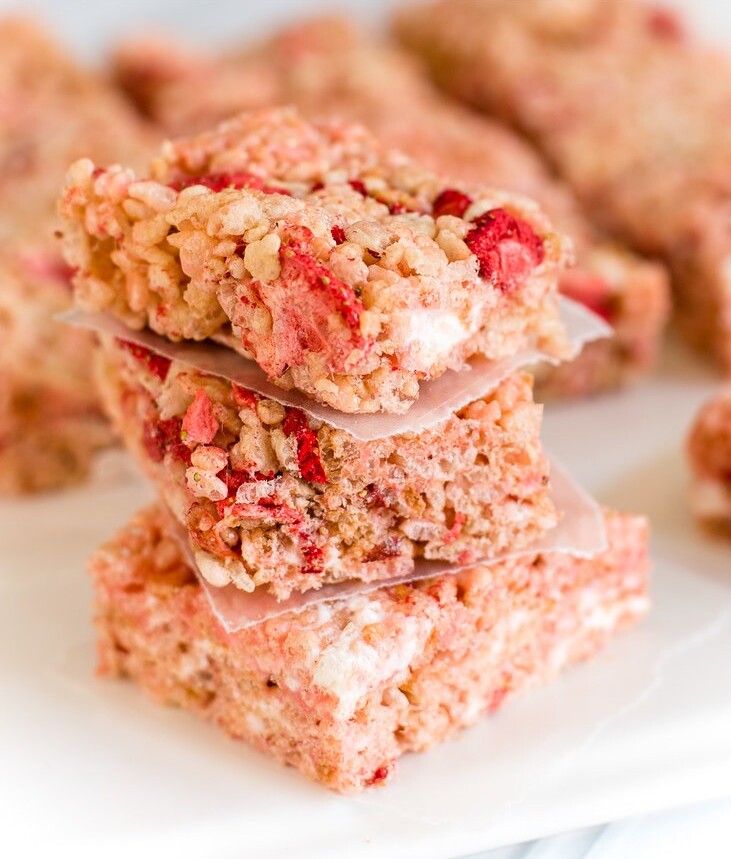 Strawberry Rice Krispies Treats