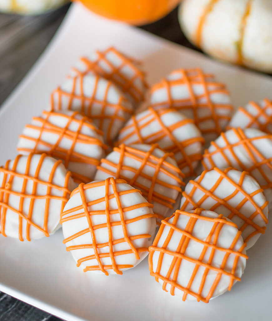 White Chocolate Covered Pumpkin Spice OREOs