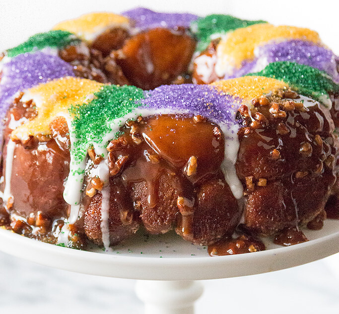 Pecan Praline King Cake Monkey Bread