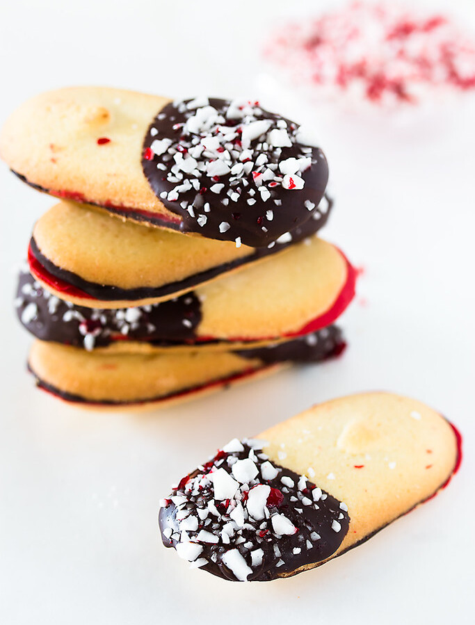 Semi-Homemade Peppermint Bark Candy Cane Milano Cookies are the easiest semi-homemade treat for spreading Christmas cheer!